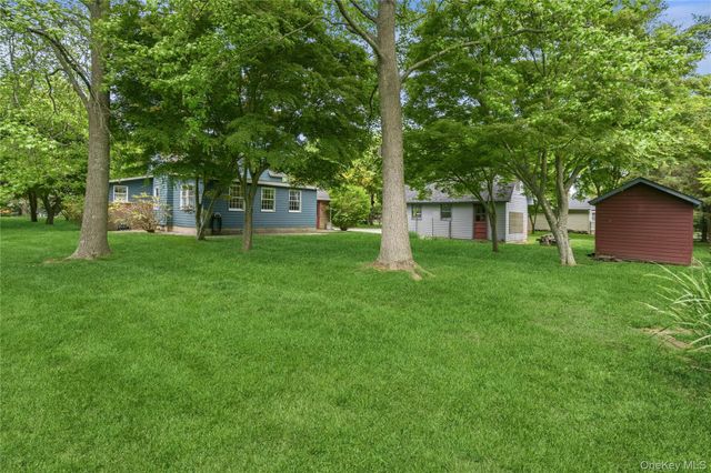 4 Russett Lane, Great River, NY 11739