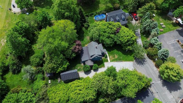 4 Russett Lane, Great River, NY 11739