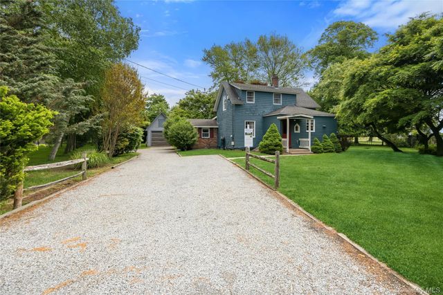4 Russett Lane, Great River, NY 11739