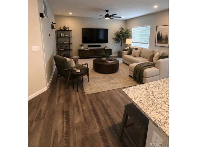 2303 Coyote Creek Dr, Fort Lupton, CO 80621