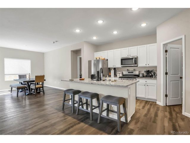 2303 Coyote Creek Dr, Fort Lupton, CO 80621