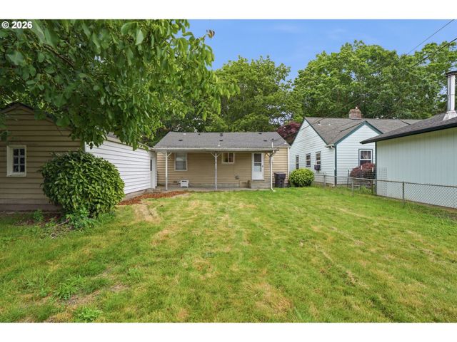 541 26TH Ave, Longview, WA 98632