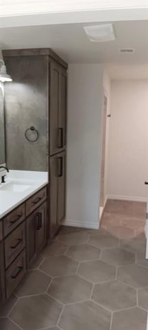 4610 Hemlock Street, Oklahoma City, OK 73162