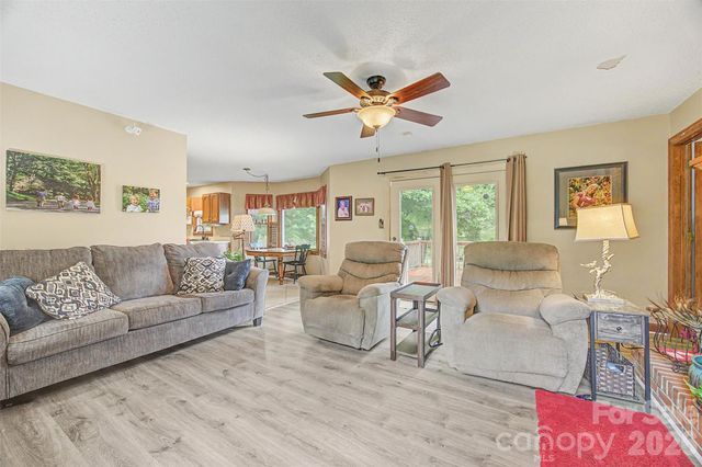 402 S Providence Road, Waxhaw, NC 28173