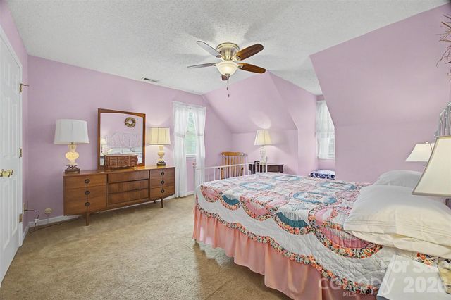 402 S Providence Road, Waxhaw, NC 28173