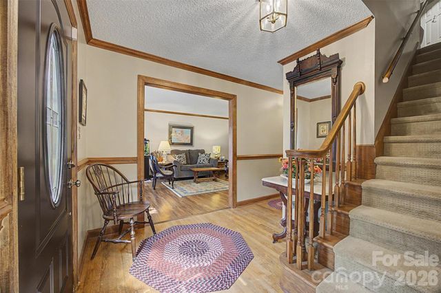 402 S Providence Road, Waxhaw, NC 28173