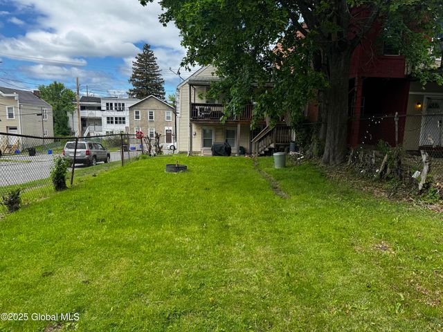 80 14th Street, Troy, NY 12180
