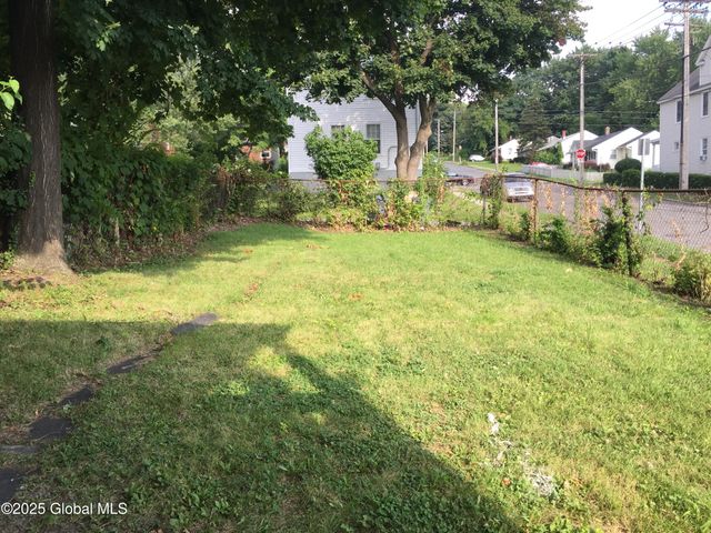 80 14th Street, Troy, NY 12180