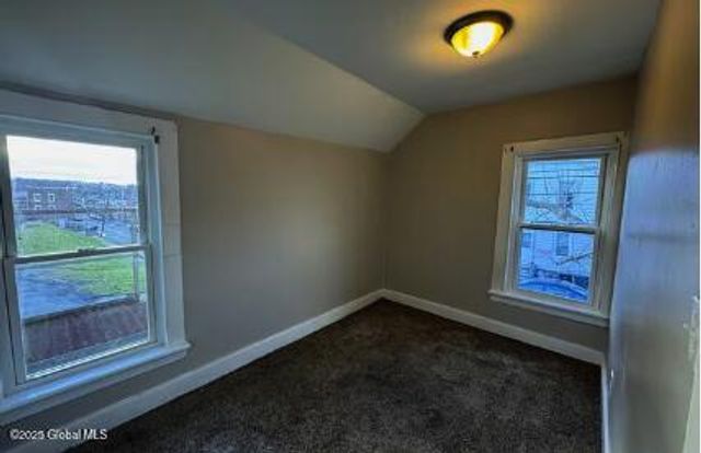 80 14th Street, Troy, NY 12180