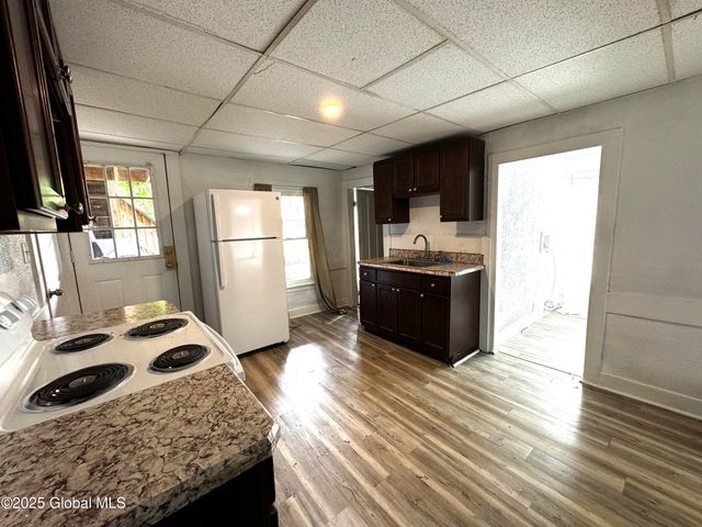 80 14th Street, Troy, NY 12180