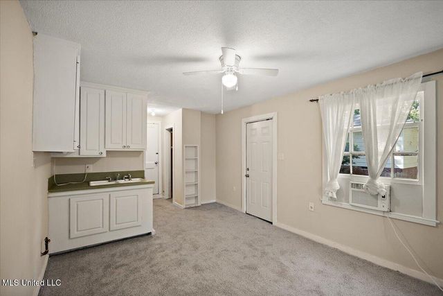 809 Oakwood Drive, Clinton, MS 39056