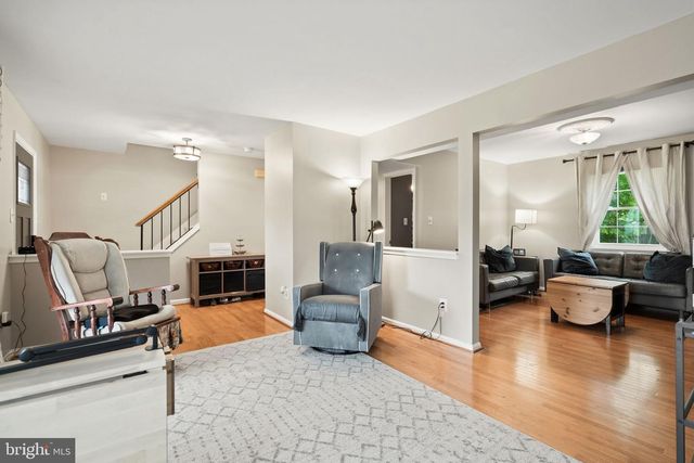 13351 PELICAN RD, Woodbridge, VA 22193