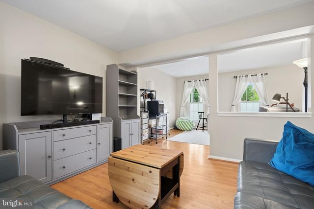 13351 PELICAN RD, Woodbridge, VA 22193