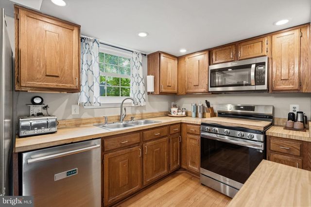 13351 PELICAN RD, Woodbridge, VA 22193