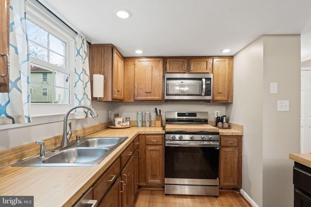 13351 PELICAN RD, Woodbridge, VA 22193