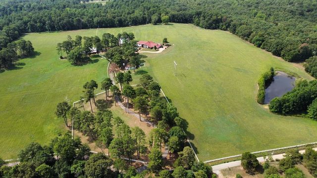 935 County Road 3456, Clarksville, AR 72830