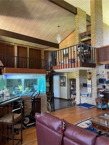 935 County Road 3456, Clarksville, AR 72830
