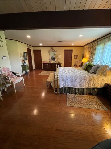 935 County Road 3456, Clarksville, AR 72830