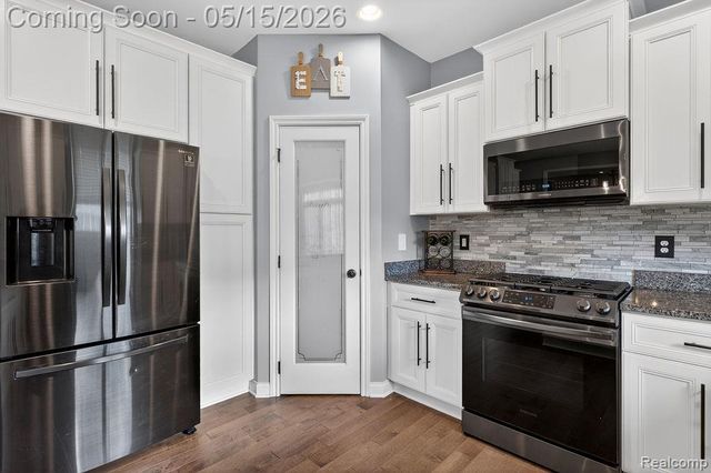 49281 Percheron Drive, Macomb Township, MI 48042