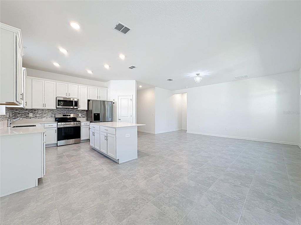 Image 12 of property listing at 4355 PEBBLES THROW DRIVE, Kissimmee, FL 34746