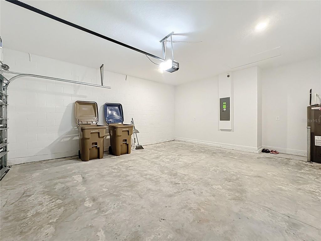 Image 33 of property listing at 4355 PEBBLES THROW DRIVE, Kissimmee, FL 34746