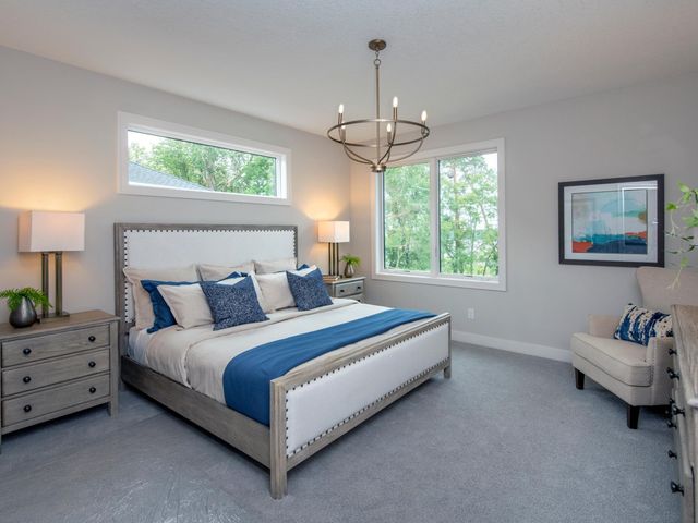 9069 62nd Street S, Cottage Grove, MN 55016