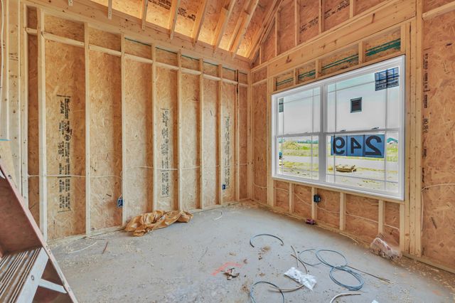 222 Low Plains Ln, Clarksville, TN 37043