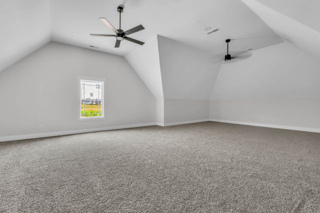 222 Low Plains Ln, Clarksville, TN 37043