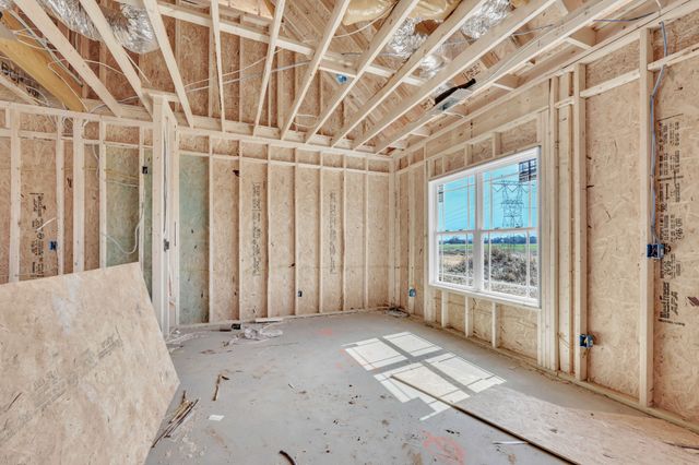 222 Low Plains Ln, Clarksville, TN 37043