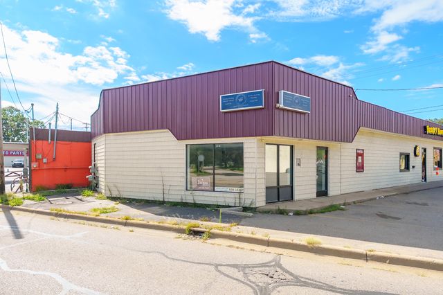 3040 Portage Street, Kalamazoo, MI 49001