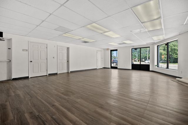 3040 Portage Street, Kalamazoo, MI 49001