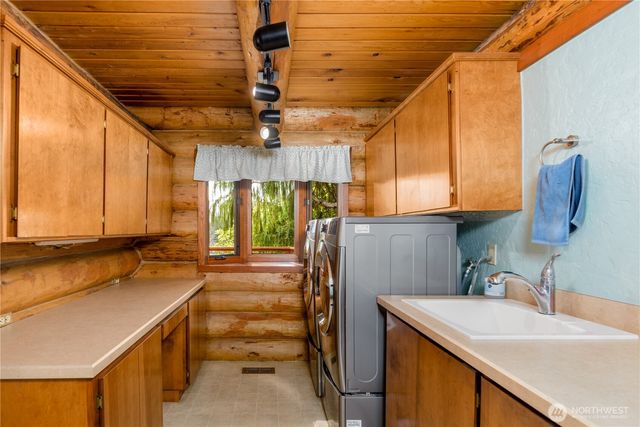 193 Snowberry Lane, Sequim, WA 98382