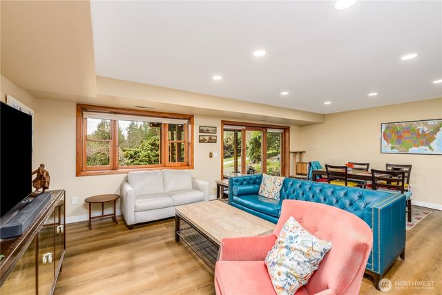 193 Snowberry Lane, Sequim, WA 98382