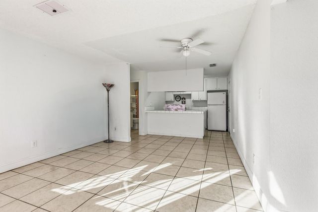 2644 San Ignacio Ave, Modesto, CA 95354