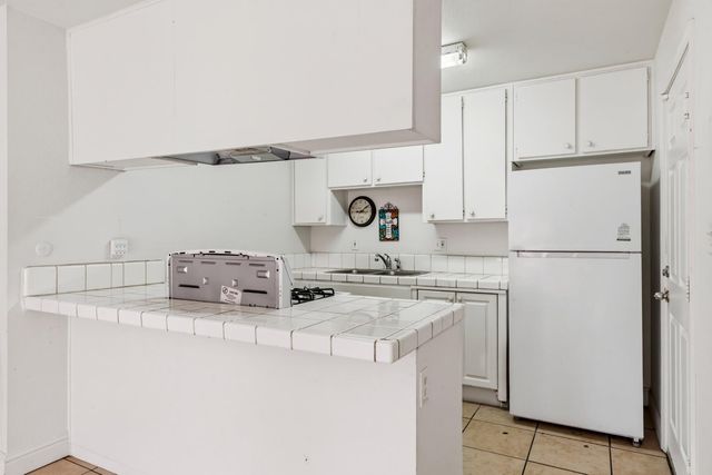 2644 San Ignacio Ave, Modesto, CA 95354