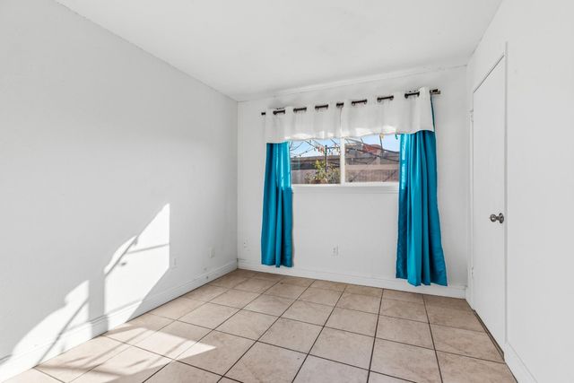 2644 San Ignacio Ave, Modesto, CA 95354