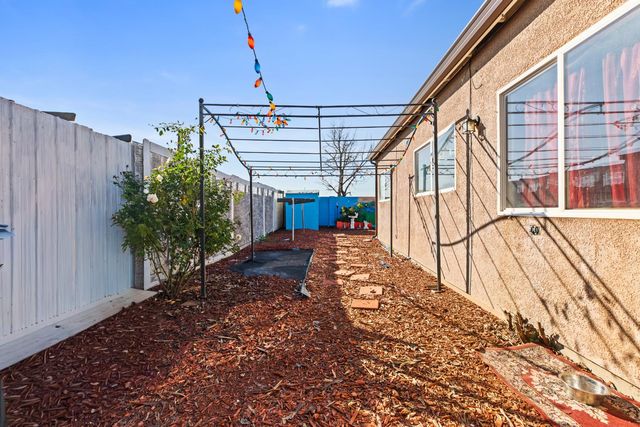 2644 San Ignacio Ave, Modesto, CA 95354