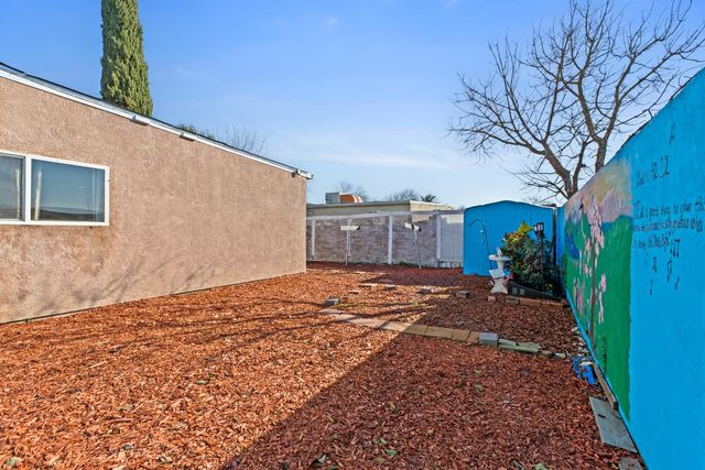 2644 San Ignacio Ave, Modesto, CA 95354