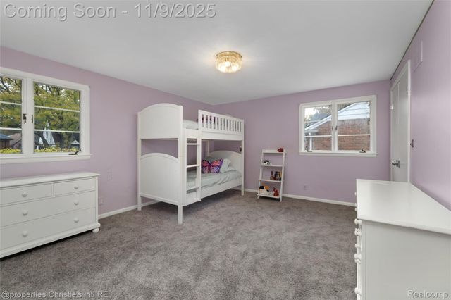 19645 Renfrew Road, Detroit, MI 48221