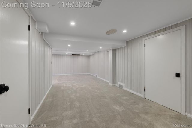 19645 Renfrew Road, Detroit, MI 48221