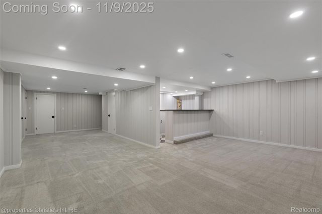 19645 Renfrew Road, Detroit, MI 48221