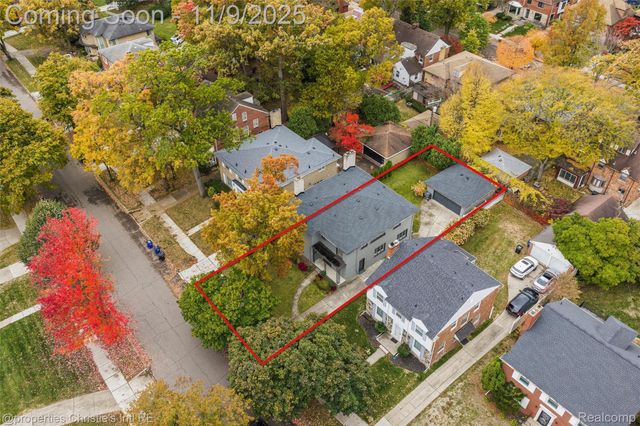 19645 Renfrew Road, Detroit, MI 48221