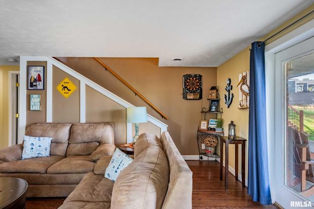 622 Dongola Court, Creal Springs, IL 62922