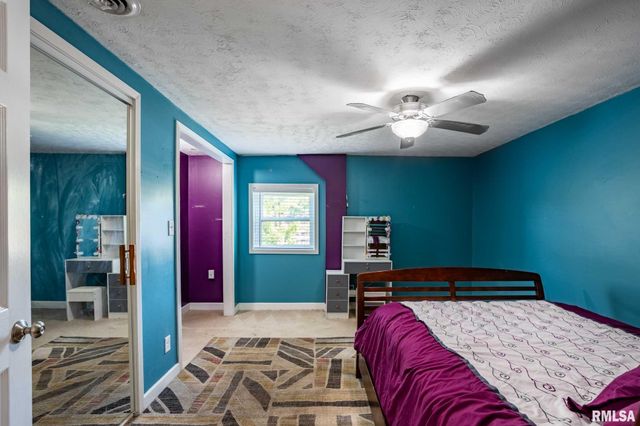 622 Dongola Court, Creal Springs, IL 62922