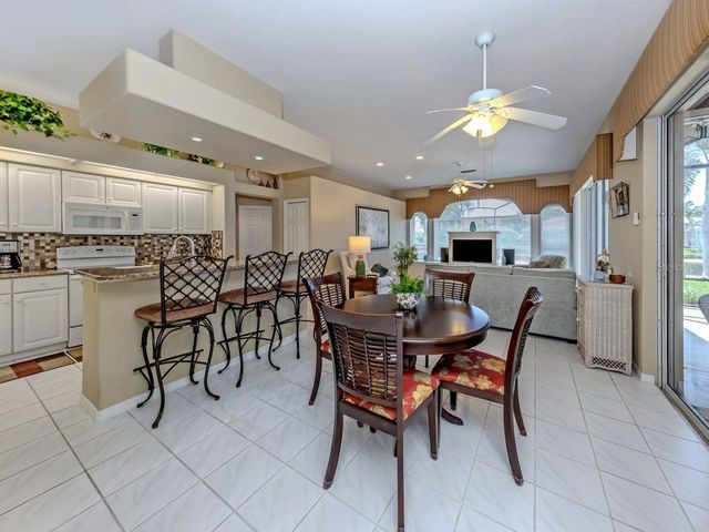 417 PEBBLE CREEK COURT, Venice, FL 34285