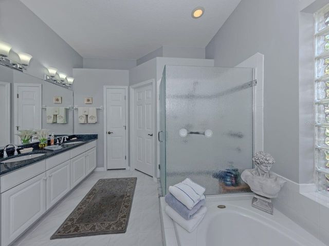 417 PEBBLE CREEK COURT, Venice, FL 34285