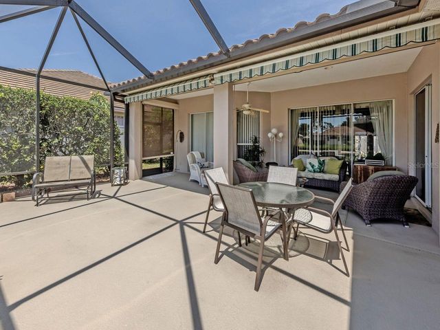 417 PEBBLE CREEK COURT, Venice, FL 34285
