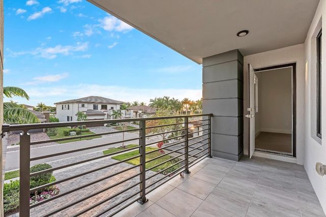 10595 Mira Vista Drive, Parkland, FL 33076