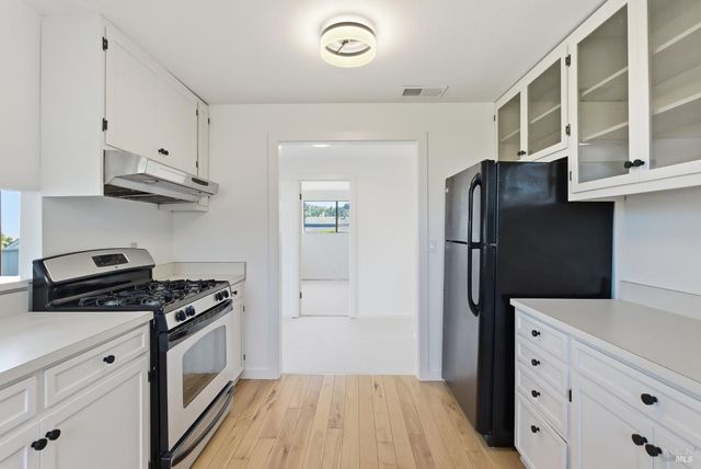 69 Corte Madera Ave, Corte Madera, CA 94925