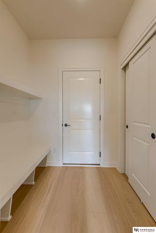 13055 S 44th Avenue, Bellevue, NE 68123